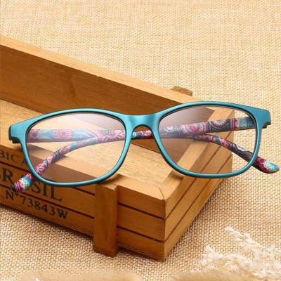 China Sports reading glasses Reading glasses women's high definition ultra light elderly anti-blue anti-fatigue glasses fashion high-grade presbyopia glasses for sale