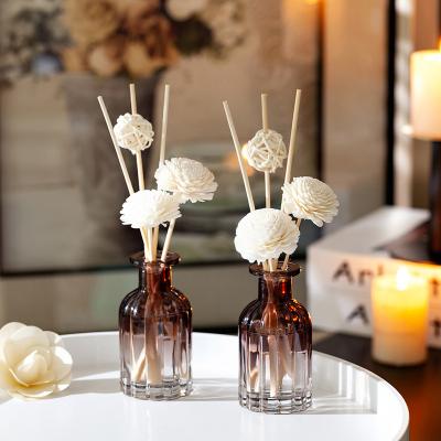 China Personal Care Factory Produced Premium Decorative Glass Perfume Reed Diffuser Bottle for sale