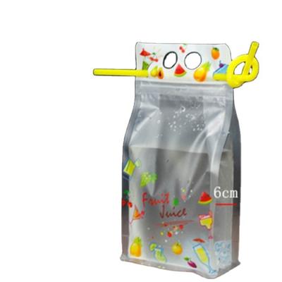 China 500ml Beverage Pouches Flat Bottom Juice Packaging Pouch Moisture Proof Plastic Bag With Straws for sale