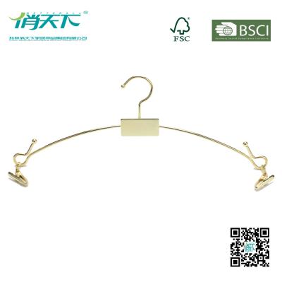 China Betterall Vaulted Chrome Metal Hanger with Skid-proof Clips for sale