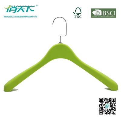 China Betterall Wholesale Flat Hook Green Color Plastic Hangers for sale