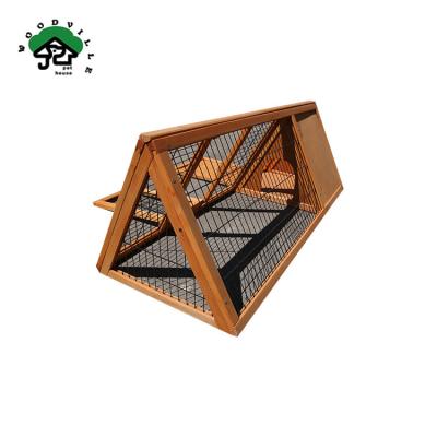 China Unique Indoor Commercial Wooden Triangle House Large Customized Sustainable Guinea Pig Cage for sale