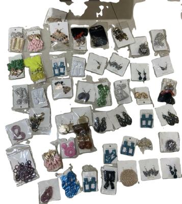 China Big Diverse Fashion Mixed Type Earrings By Factory Wholesale High Quality Low Price 0.2USD/pair Random Fashion Jewelry for sale