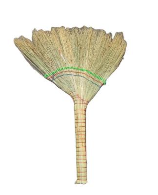 China Home Environmental Outdoor Garden Grass Broom Factory Price China Natural Hot Sale Grass Broom With Handles for sale