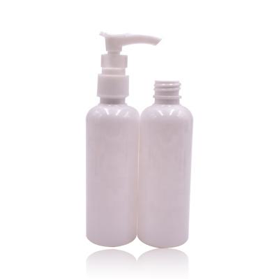 China White Empty Cosmetic Bottle 100ml White Color Small Lotion Bottle Pet Shampoo Plastic Bottle With Lock Lotion Pump for sale