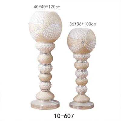 China Europe European Decoration Ornaments Luxury Household Fiberglass Pattern Dried Flower Vase for sale