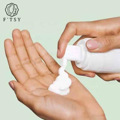 China Non-irritating Moisturizer Private Label Reduce Itching And Odor Foam Female Intimate Wash for sale