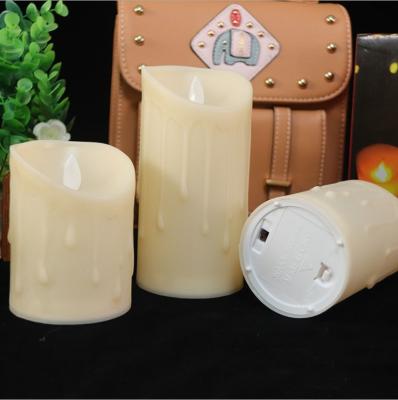 Chine Moving Flame Teardrop Flickering Led Candles Led Flameless Pillar Candles In Cream à vendre