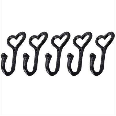 중국 Sustainable Cast Iron Coat Hooks Rustic Heart Shape Retro Wall Mounted Coat Hanger Hardware Main Iron Hook Home Decor 판매용