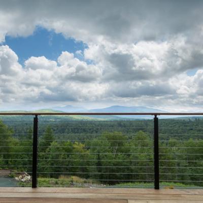 China Outdoor Platform Cable Railing Modern High Quality Galvanized Steel Railing System for sale