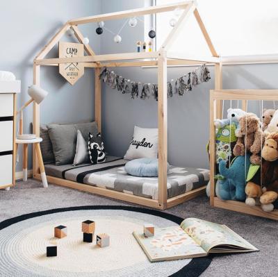 China Nordic Scandinavian Kids Bedroom Furniture Wooden Home Shaped Kids Bed for sale