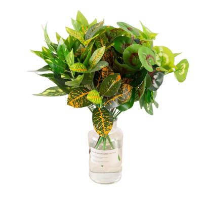 China Wedding Decor Low Price Popular Artificial Green Plant for sale