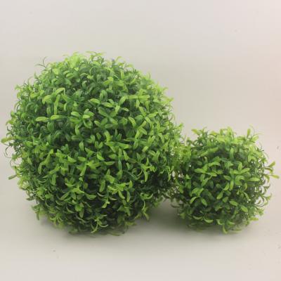 China Decorative Plastic Grass Plastic Artificial Grass Flower Ball for sale