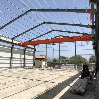 China Pakistan EPS Sandwich Roof Hoist Steel Structure Industrial Storage Warehouse, 10MT for sale