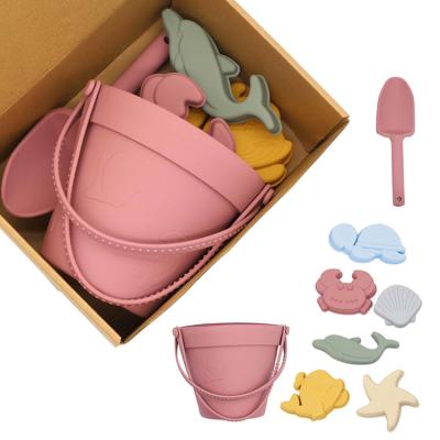 China 100% BPA Free Summer New Portable Silicone Sand Buckets Play Beach Customized Toy Bucket Pail Spade Kids Silicone Set for sale