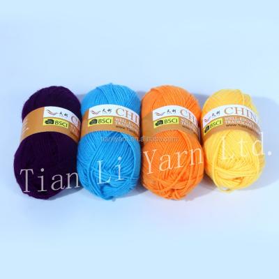 China Anti-pilling Yarn 100 Soft Acrylic Thread Hand Knitting Yarn for sale