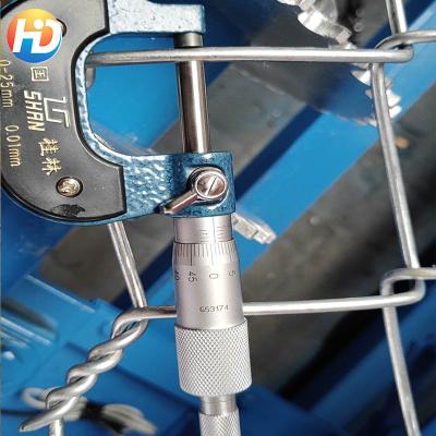 China Building Material Shops 4mm Galvanized Cyclone Wire Mesh Chain Link Machine for sale