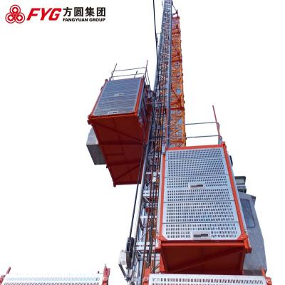 中国 SC200/200 Construction Hoist Elevator high quality  building lifter 販売のため