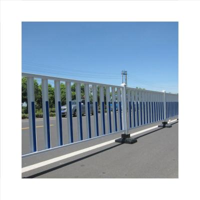 China No Fading Low Cost Safety Construction Site Fencing Road Galvanized Guardrail Isolation Belt For Fence for sale