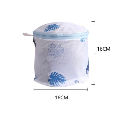 China OEM hoteles 16*16cm lattice bolsa de lavanderia Para d'Andeya laundry washing hanging foldable bra wash bag for sale