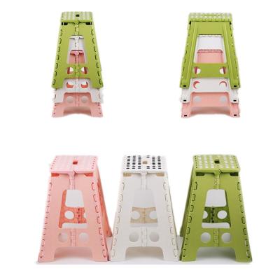 China Factory price foldable portable plastic step stool for kids for sale