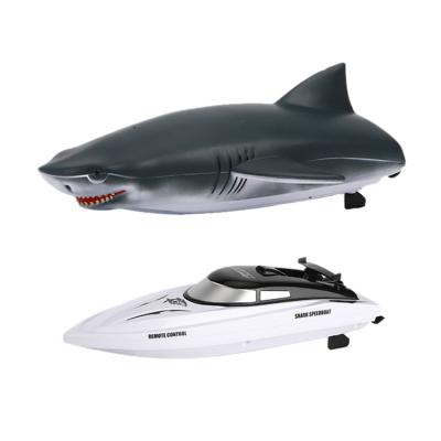 China Latest RC Hobby Shark Boat Simulated Remote Control Swimming in Water at 2.4GHz RC Shark Speed ​​High Speed ​​Boat for sale