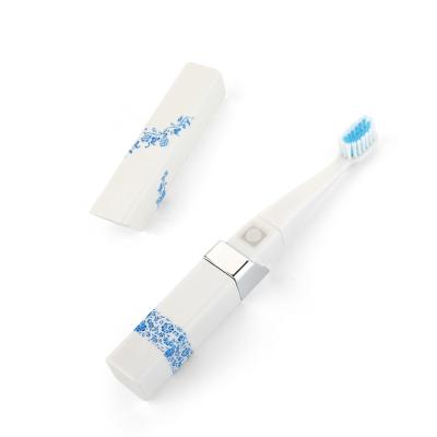 China Personla Care Portable Oral Adult Deep Clean Battery Electric Toothbrush for sale