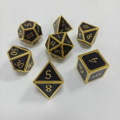 China Factory Direct Sale Fashionable Custom Metal Die Sets Gold Game DND Dice for sale