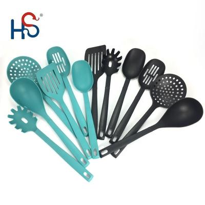 China Kitchen Gift Set 6-Piece Cooking Utensils for Home Kitchen Nylon Accessory for sale