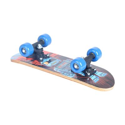 China Child 17 x 5 Inch Chinese 9 Ply Maple Skateboard PP Truck PVC Wheels For Kids for sale