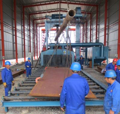 China Building material stores steel plate shot blasting machine and painting line, automatic sandblasting machine steel plate pretreatment line for sale