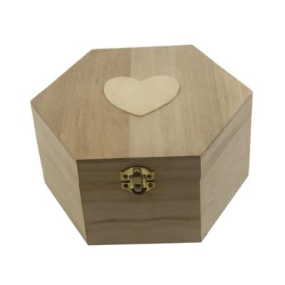 China Best Environmental Friendly Selling Storage Box Handmade Wooden Jewelry Gift Box Solid Wood Polygonal Storage Box for sale