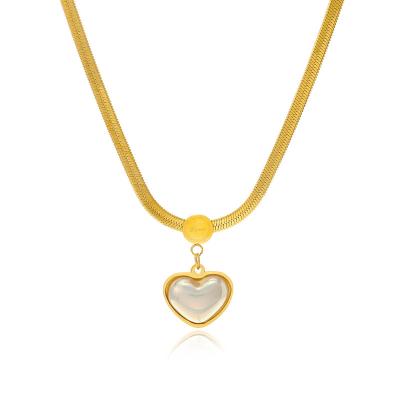 China FASHIONABLE Hot Selling 18K Gold Plated Heart Pendant Necklace Stainless Steel Simple Heart Shape Herringbone Chain Necklace for sale