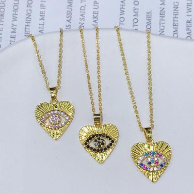 China New Arrival FASHIONABLE Gold Plated Heart Evil Eyes Necklace Glittery Colorful Rhinestone Heart Demon Eyes Choker Necklace for sale