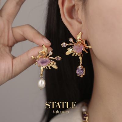 China Luxury Designer BV Hot Brand Vintage Ins Designer Natural Stone Crystal Pearl Butterfly Earrings For Women Jewelry for sale