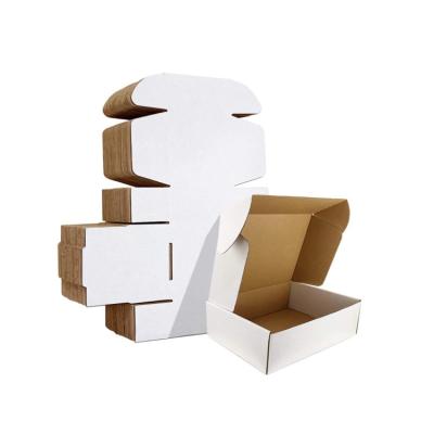 China Recyclable Shipping Boxes Set White Corrugated Box Literature Mailer Box for sale