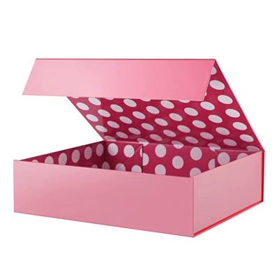 China Large Recyclable Gift Box with Magnetic Lid Shirt Gift Box for Packaging Shiny Metallic Pink Dot Design Inside for sale