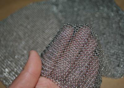 China tela de malha soldada de aço inoxidável de Chainmail dos anéis 304L para a decoração e a proteção à venda