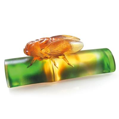 China China Crystal Glass Liuli Cicada Paperweight Penrack Decorative Accessories for sale