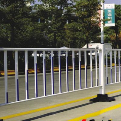 China Easily Assembled ISO9001: 2008 CE Certificate Steel Guardrail Posts for sale