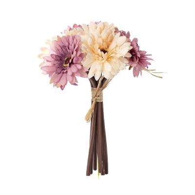 China Silk 9 Heads Artificial Gerbera Flower Bridal Bouquets For Wedding Decoration for sale