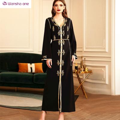 China Muslim moroccan kaftan kaftan plus size abaya islamic clothing plus TRANSLUCENT robe selling monsoon black embroidered abaya for sale