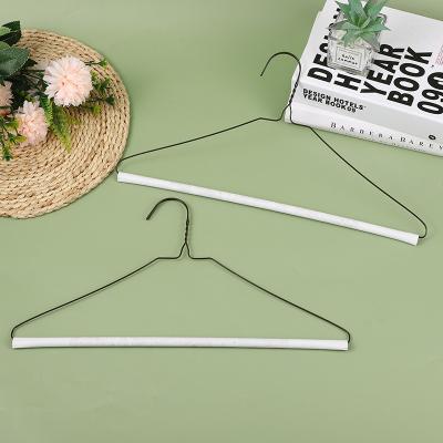 China Clothes Drying Light Weightr Solid Non-slip High Quality Sturdy Heavy Heavy Hanger For Commercial for sale