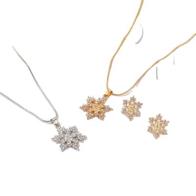 China Lead/For Nickel Free 3 Pcs/Set Christmas Luxury Valentine Accessories Set Snowflake Necklace Earrings Jewelry Party Gifts 2021 New for sale