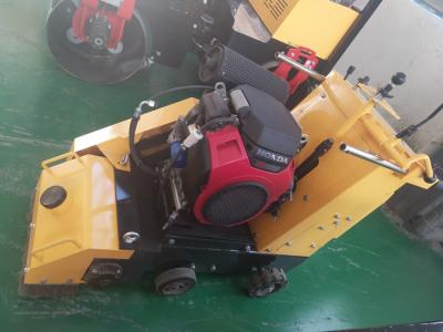 China Apresse a máquina de trituração concreta da estrada máquina/24HP do Scarifier 3000rpm com gasolina GX690 de Honda à venda