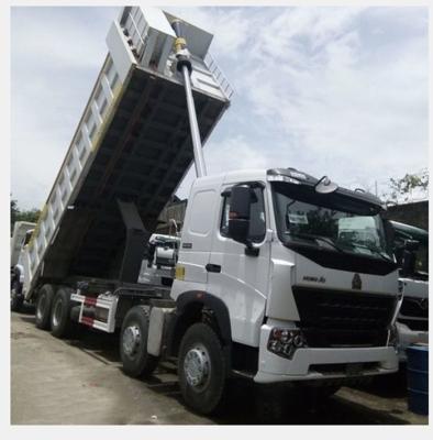 중국 8×4 Sinotruk Howo A7 371hp 12 짐수레꾼 덤프 트럭 연료 탱크 300L 판매용