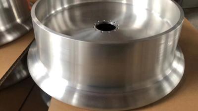 China De rond Gesmede Wielen van de Aluminiumlegering voor Spooraanhangwagens 6061-T6 6063 Materiaal 7075-t Te koop