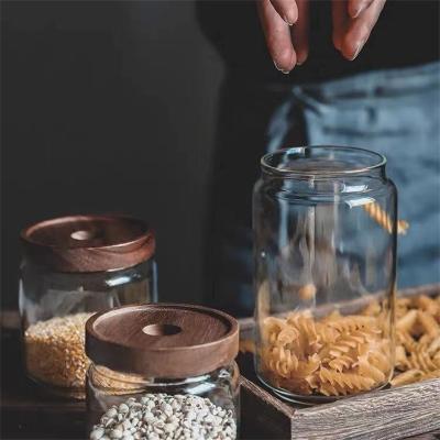 China Freshness Preservation Customization Multiple Sizes Extra Large Transparent Glass Storage Jar With Wooden Lid for sale