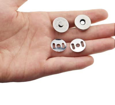 China Nickel Free Strong Snap Round Metal Flatback Magnetic Button for sale