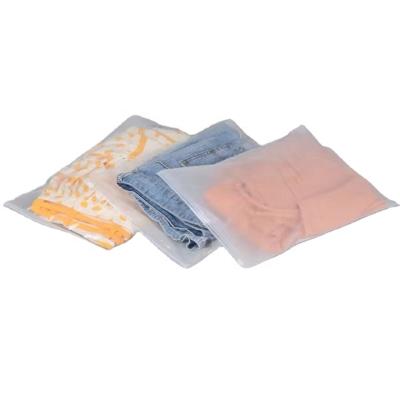 China Recyclable Waterproof PE Zipper Retail Plastic Bag Buissnes Plastic Zipper Bag for sale